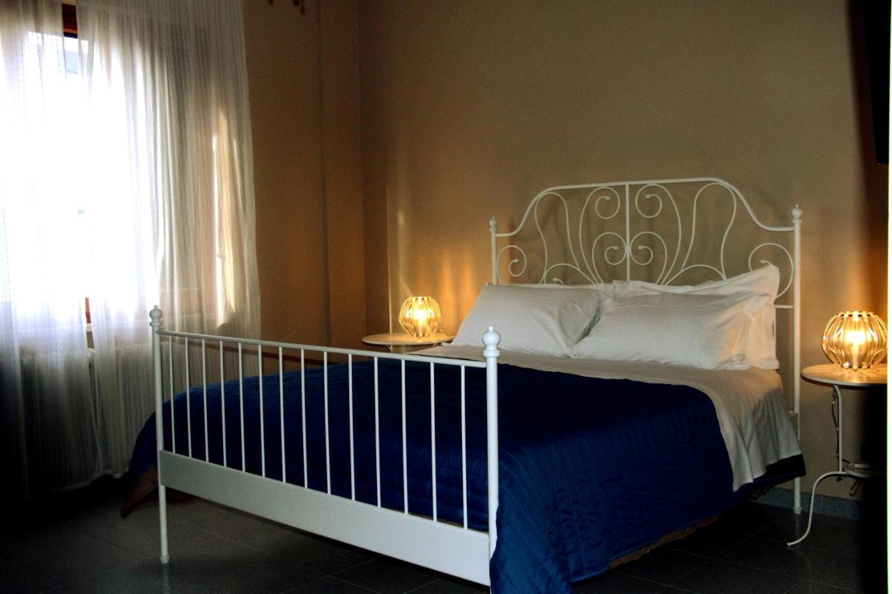 Ari B&B Монтесильвано Экстерьер фото